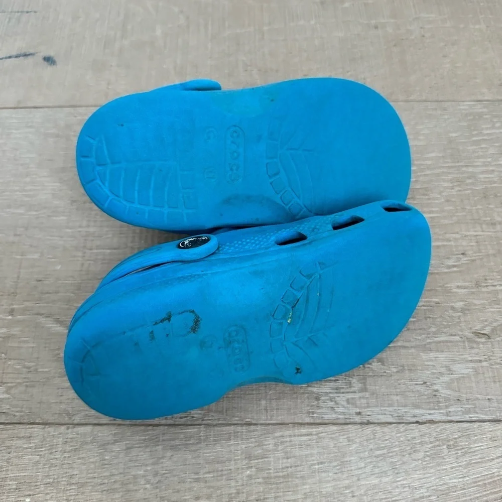 CROCS Kids Bright Blue Sandals
